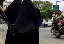 التهديد والاضطهاد... انتهاكات الحوثي ضد المرأة اليمنية